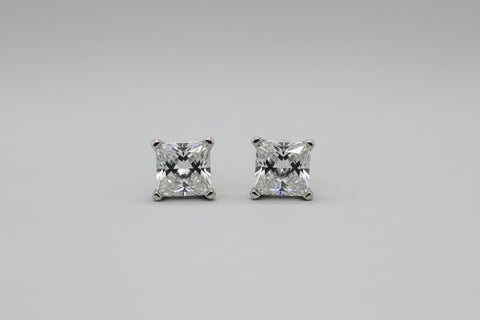 4 Prong Princess Studs